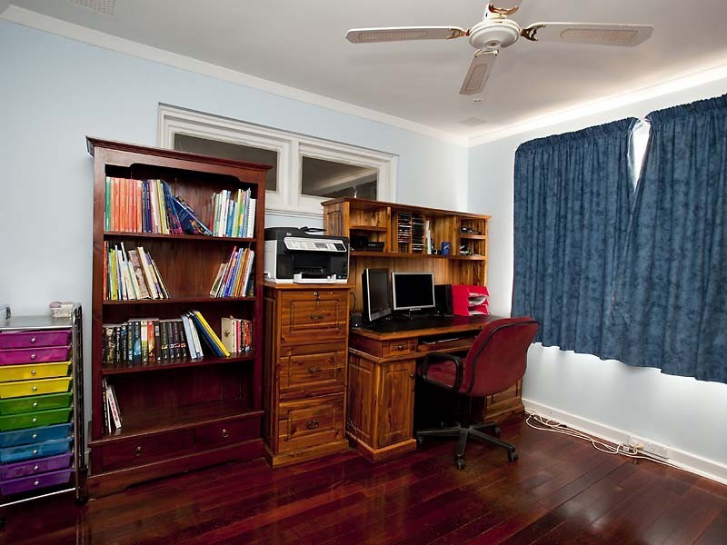 443 Morrison Road, Swan View WA 6056