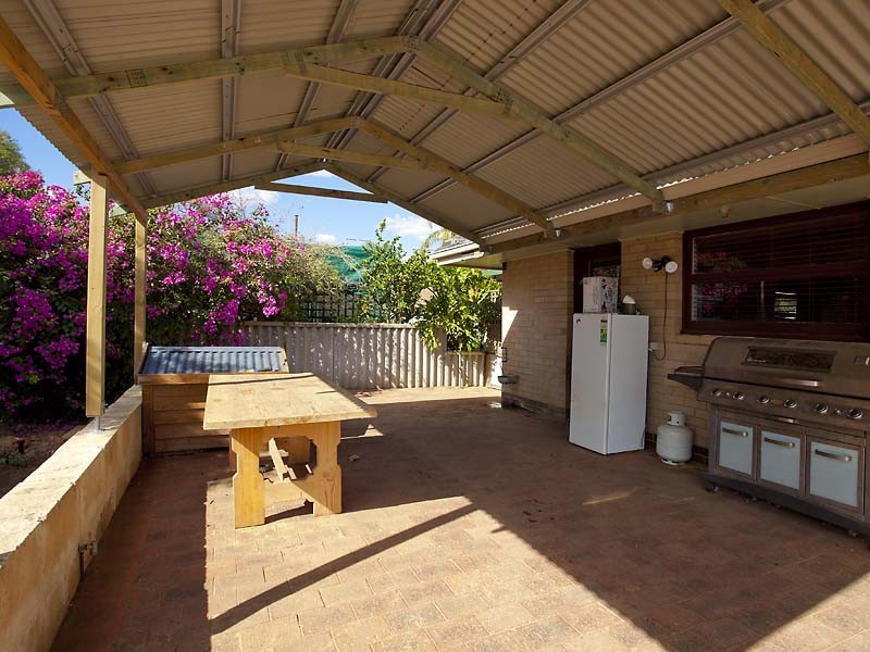 443 Morrison Road, Swan View WA 6056