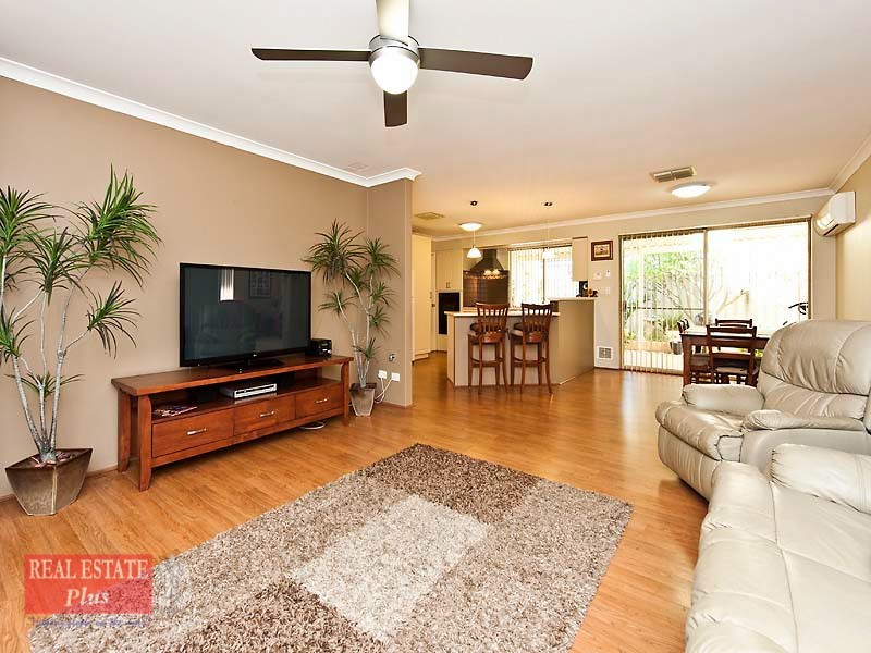 16 Bremer Court, Jane Brook WA 6056