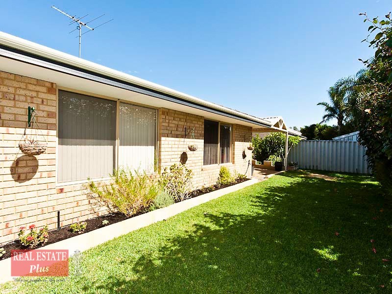 16 Bremer Court, Jane Brook WA 6056