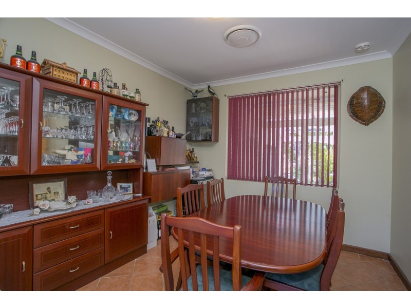 145 Coolgardie Street, Mundaring WA 6073