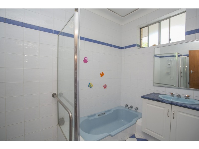 145 Coolgardie Street, Mundaring WA 6073