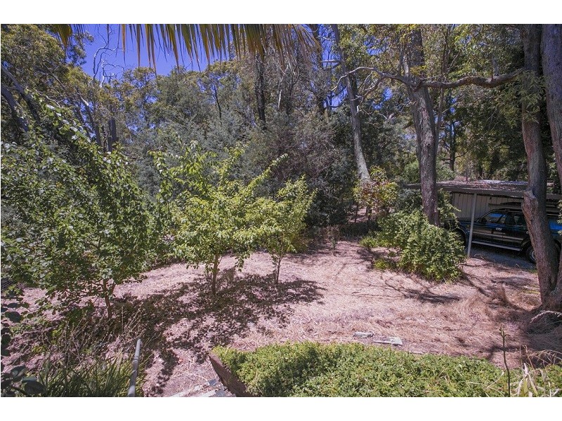 145 Coolgardie Street, Mundaring WA 6073