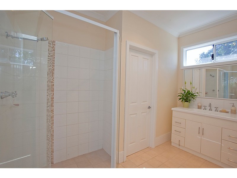 15A Helen Street, Bellevue WA 6056