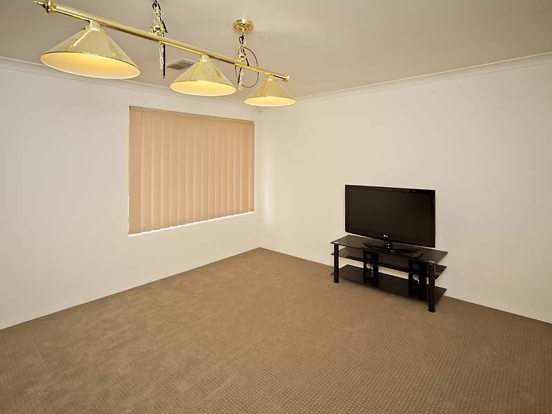 4 Delmage Circle, Ellenbrook WA 6069