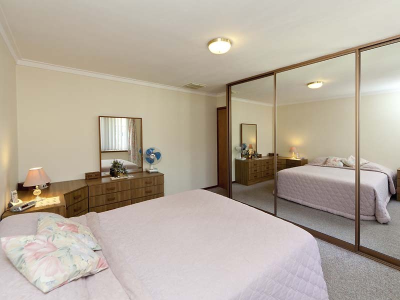 18 Horner Way, Herne Hill WA 6056