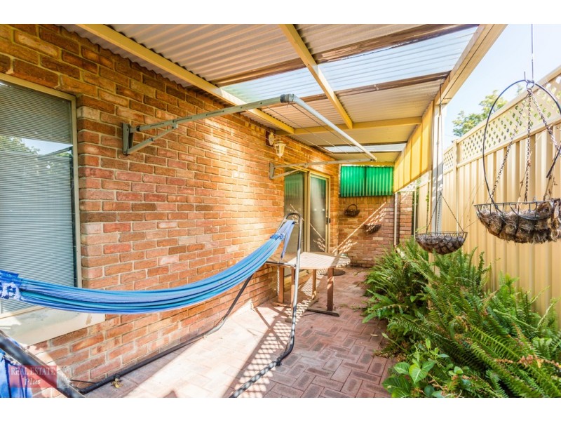 6 Lemon Court, High Wycombe WA 6057