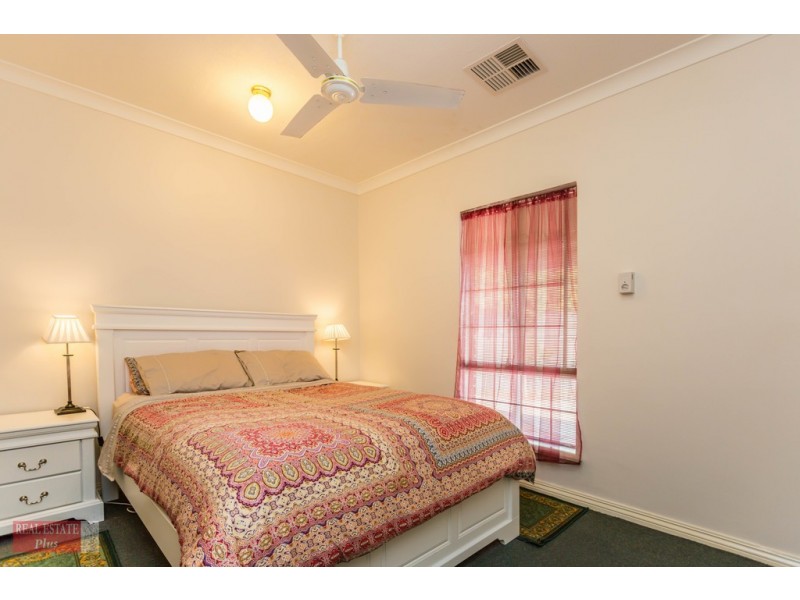 6 Lemon Court, High Wycombe WA 6057