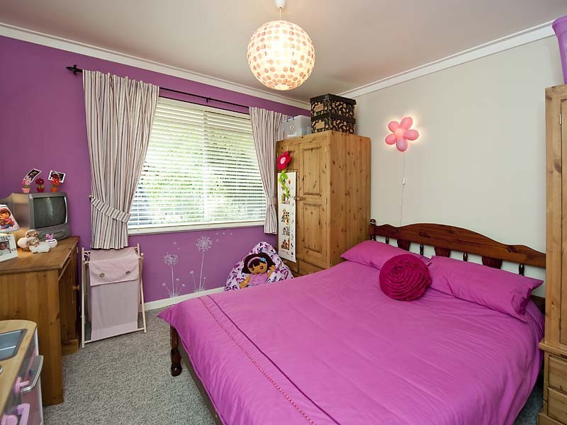 27 Bugendore Street, Maida Vale WA 6057