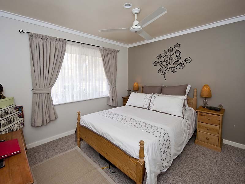 27 Bugendore Street, Maida Vale WA 6057