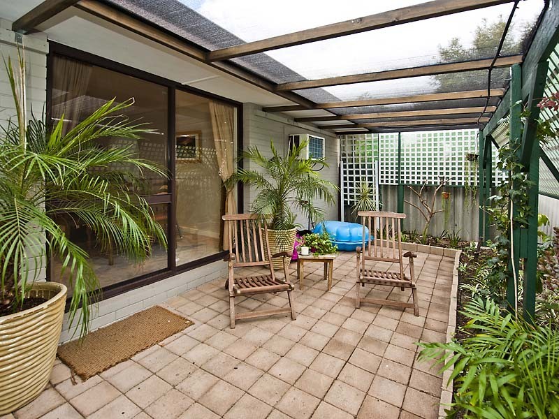 27 Bugendore Street, Maida Vale WA 6057