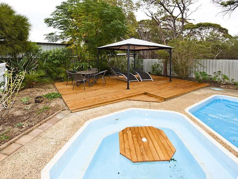 27 Bugendore Street, Maida Vale WA 6057