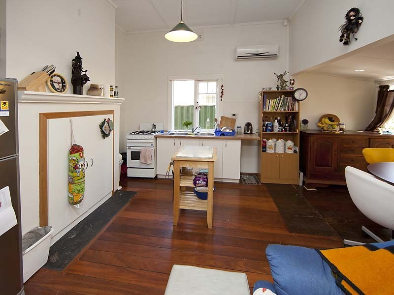 297 Railway Parade, Maylands WA 6051