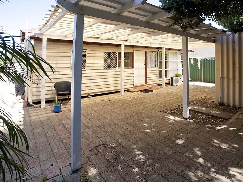 297 Railway Parade, Maylands WA 6051