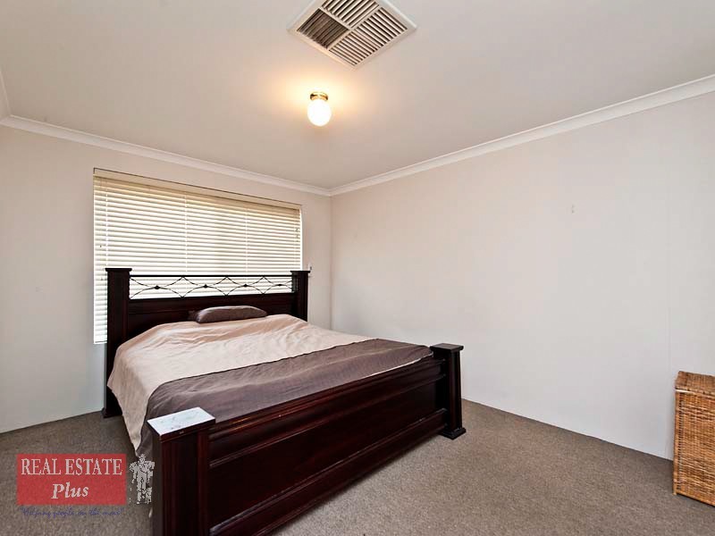 22 Fruit Tree Crescent, Forrestfield WA 6058