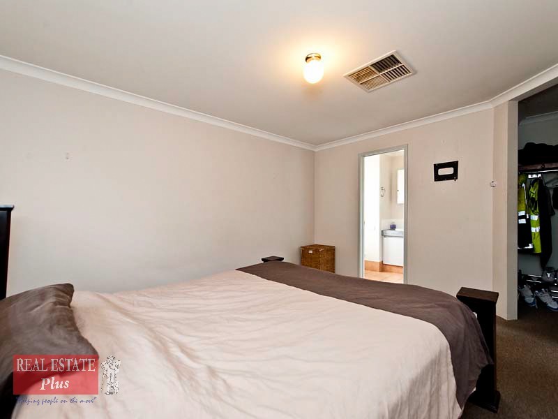 22 Fruit Tree Crescent, Forrestfield WA 6058