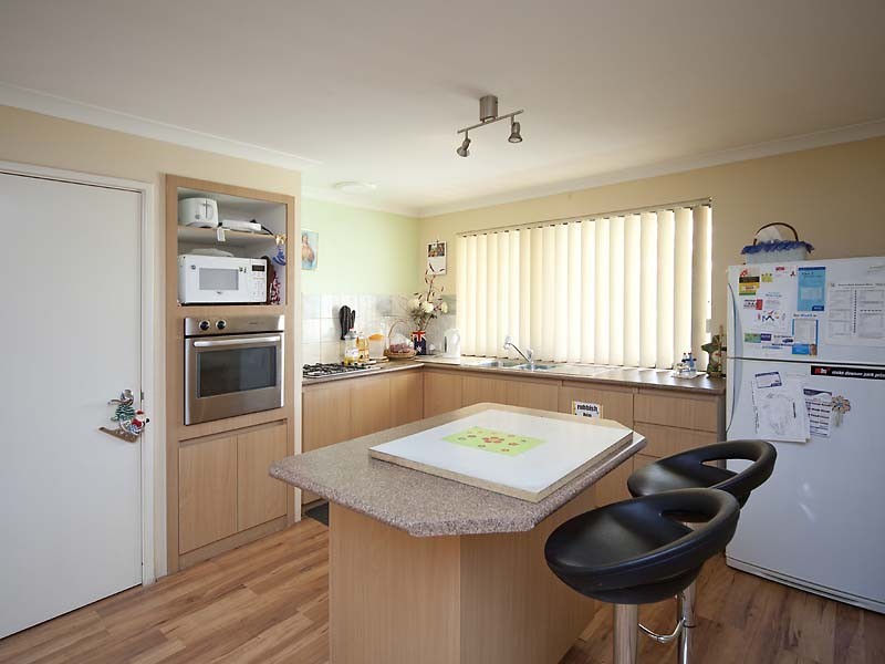 58 Fruit Tree Crescent, Forrestfield WA 6058