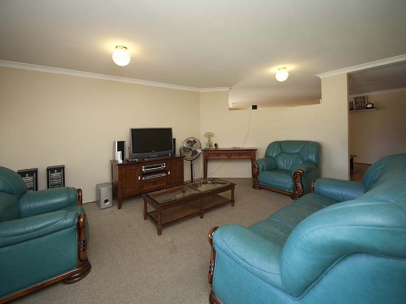 58 Fruit Tree Crescent, Forrestfield WA 6058