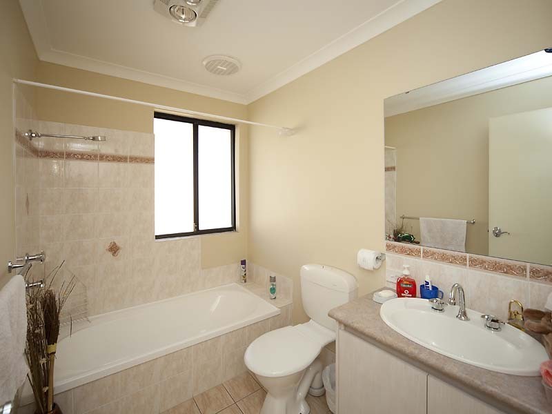 58 Fruit Tree Crescent, Forrestfield WA 6058