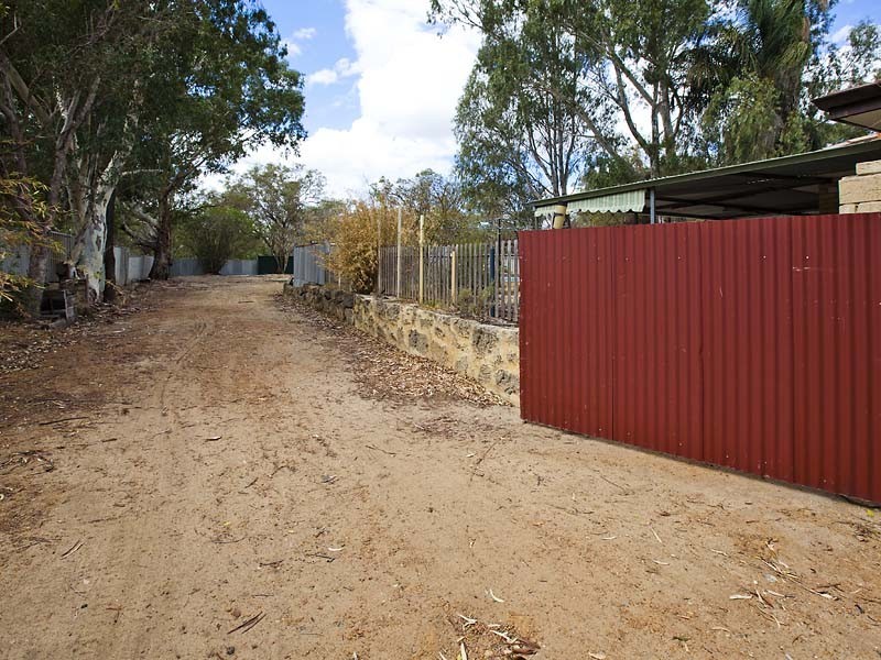 23 Mary Street, Hazelmere WA 6055