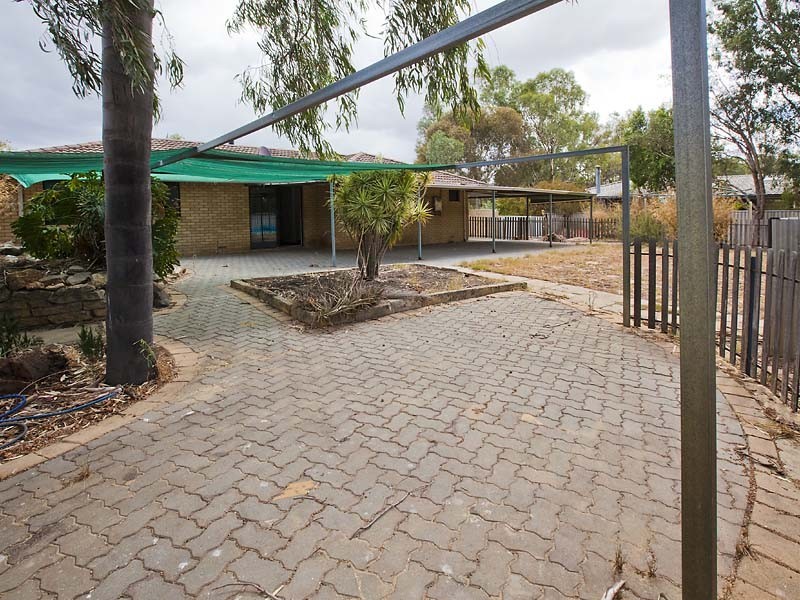 23 Mary Street, Hazelmere WA 6055