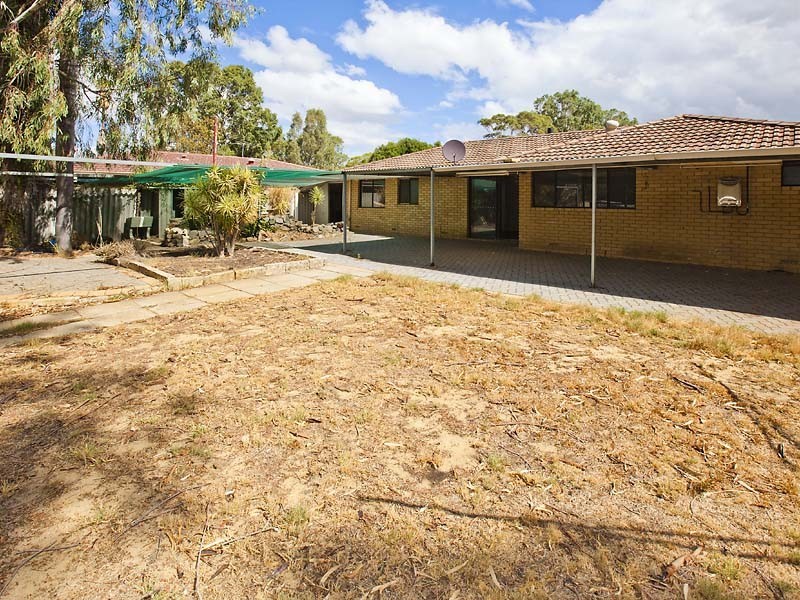 23 Mary Street, Hazelmere WA 6055