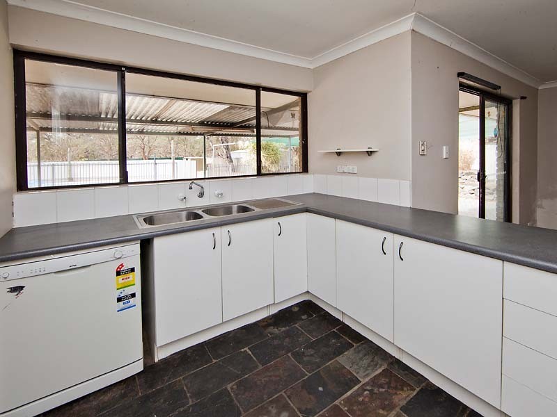 23 Mary Street, Hazelmere WA 6055