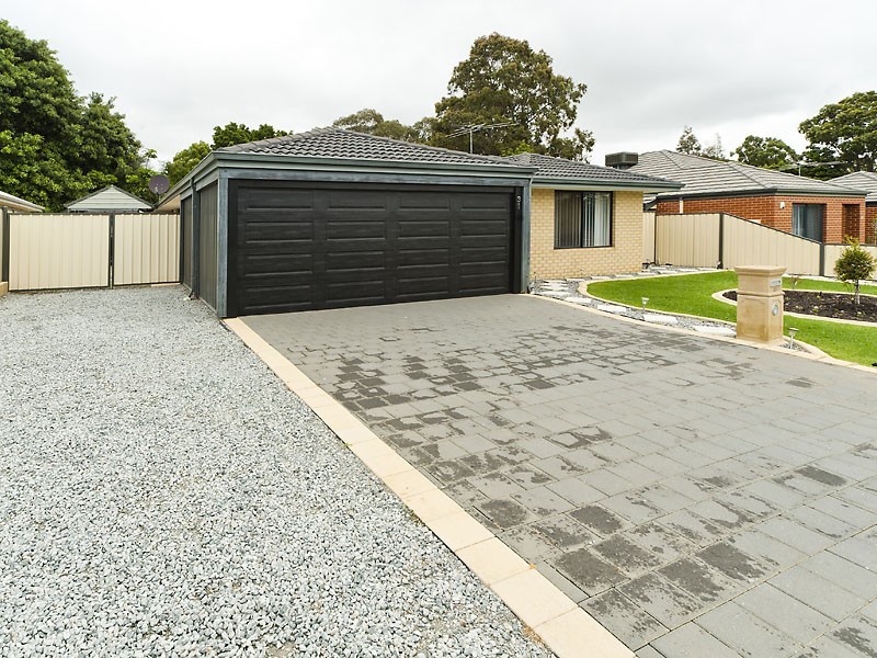 31 Azalea Gardens, Forrestfield WA 6058