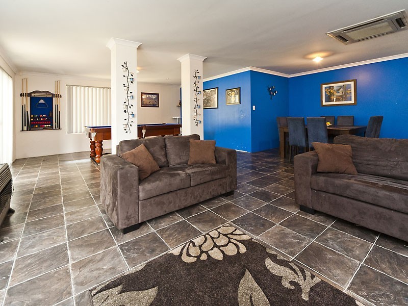 31 Azalea Gardens, Forrestfield WA 6058