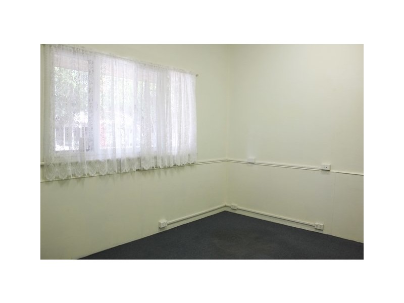 31 The Crescent, Midland WA 6056