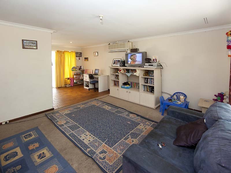 7 Rayleigh Street, Middle Swan WA 6056