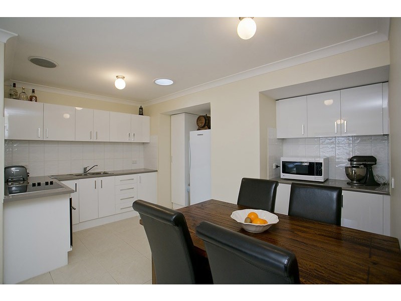 10 Pine Gap, Swan View WA 6056