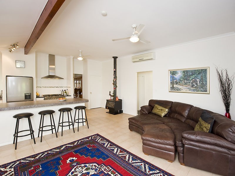 5 Bourke View, Jane Brook WA 6056