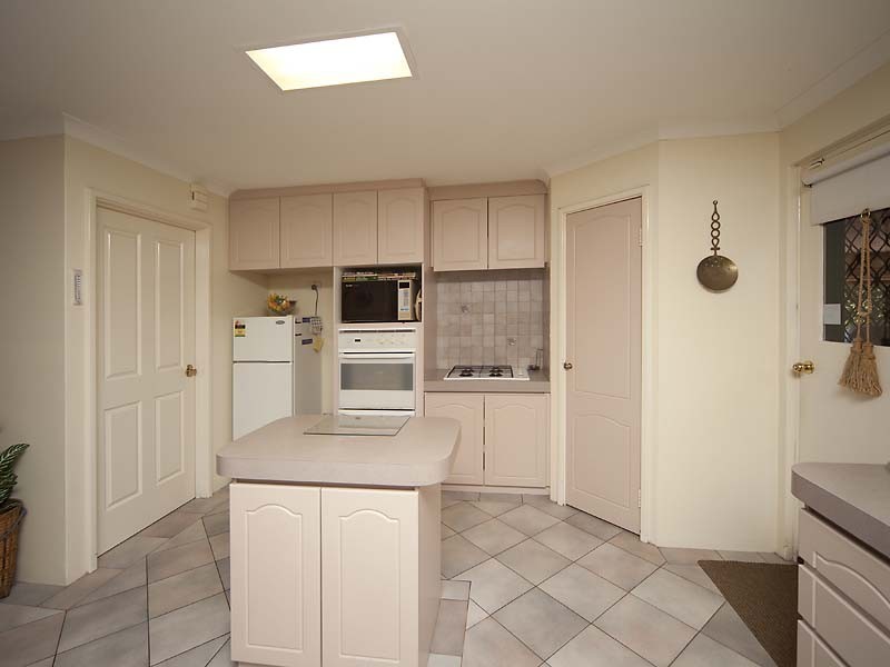 32 Giralia Parkway, Ballajura WA 6066