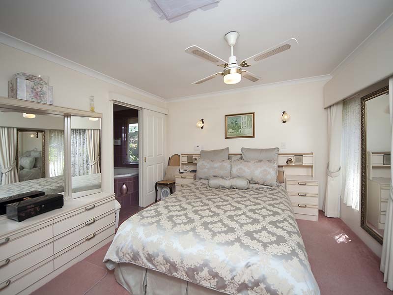 32 Giralia Parkway, Ballajura WA 6066