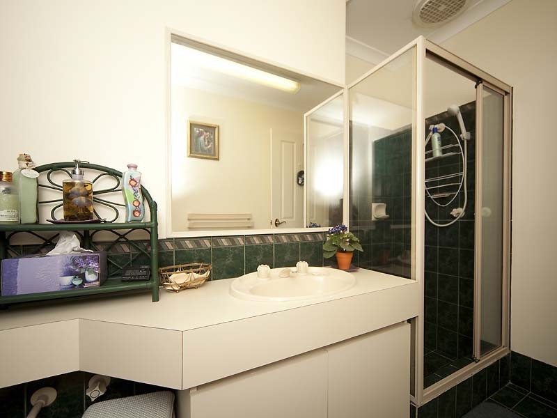 32 Giralia Parkway, Ballajura WA 6066