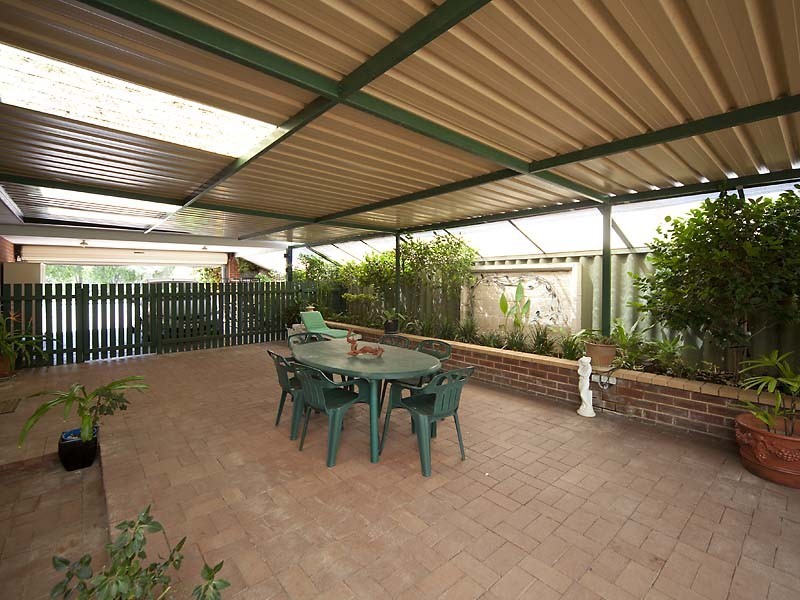 32 Giralia Parkway, Ballajura WA 6066