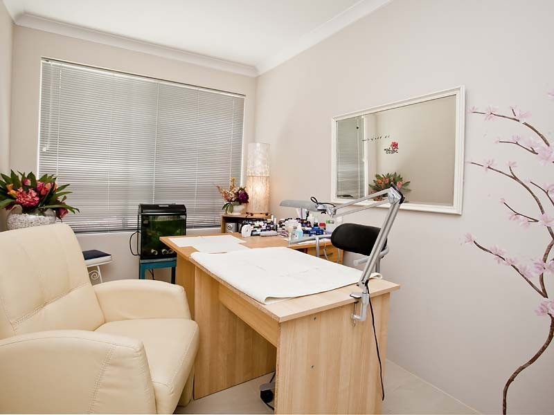 36 Evesham Drive, Ellenbrook WA 6069