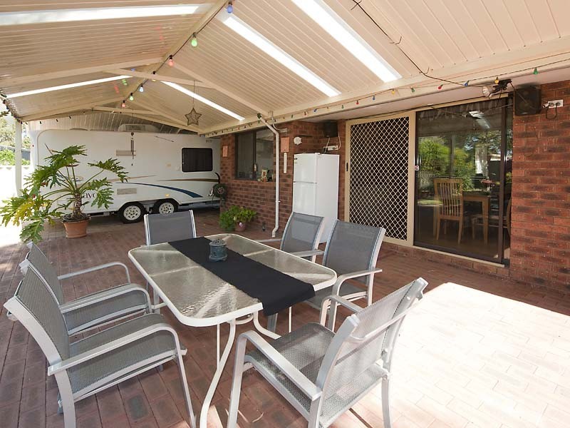 24 Mockeridge Circuit, Middle Swan WA 6056