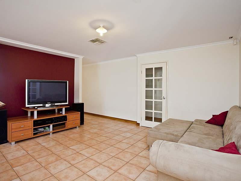 45 Albatross Loop, Beechboro WA 6063