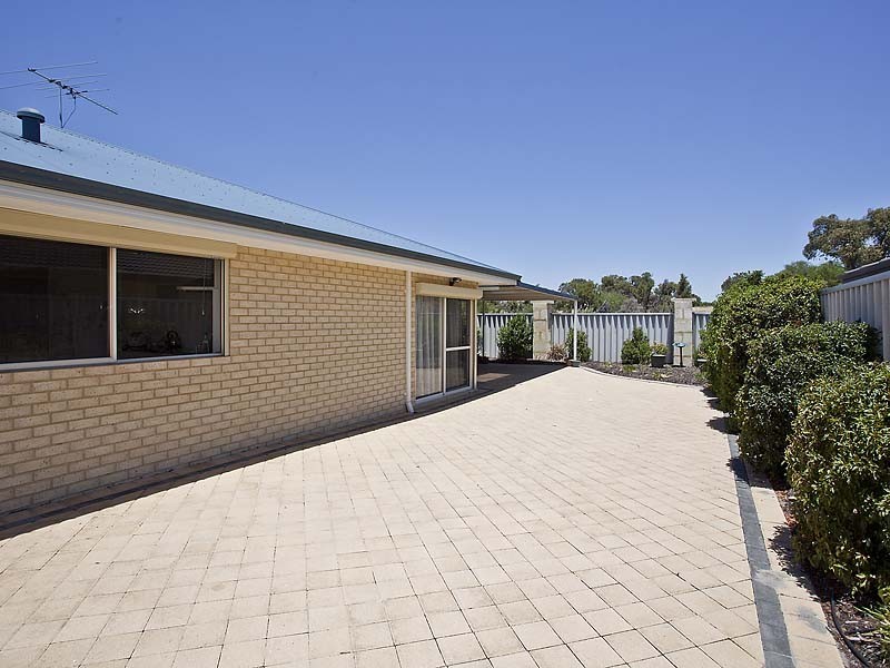 45 Albatross Loop, Beechboro WA 6063