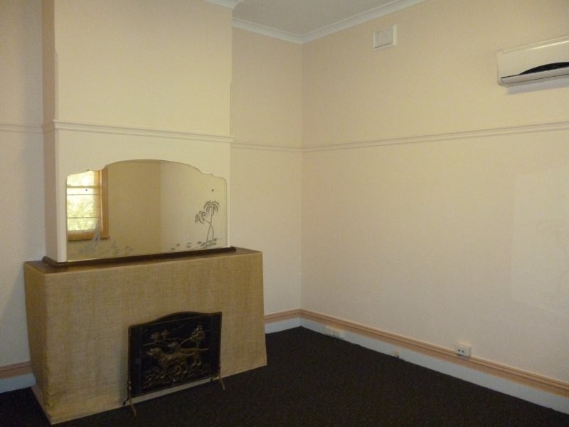 3  Brockman Road, Midland WA 6056