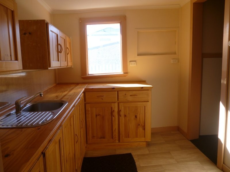 3  Brockman Road, Midland WA 6056