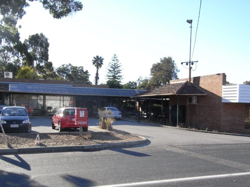 2/1320 Grt Estrn Hwy, Glen Forrest WA 6071