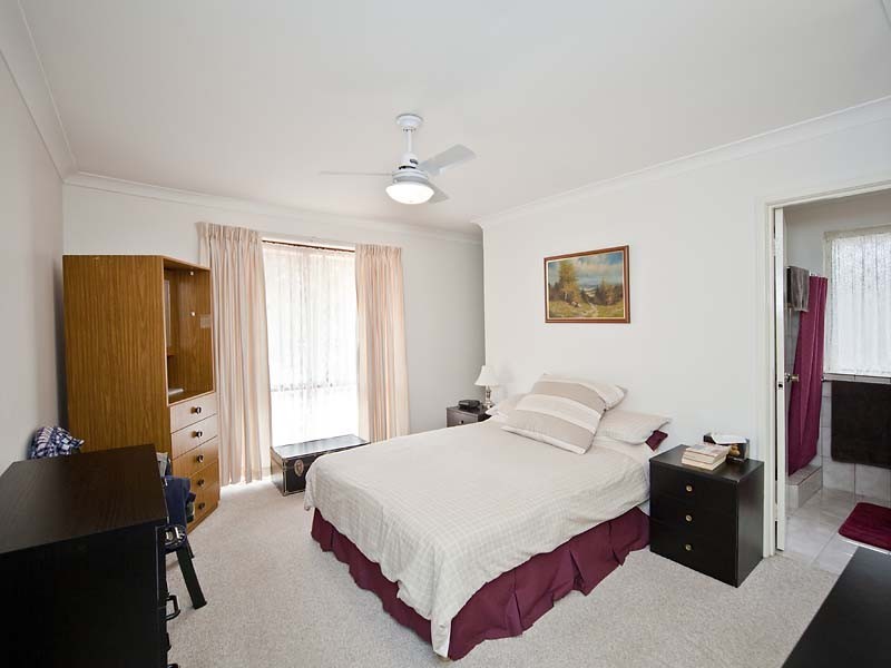 13 Rangeview Drive, Bellevue WA 6056