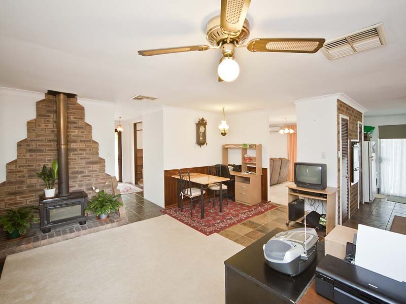 13 Rangeview Drive, Bellevue WA 6056