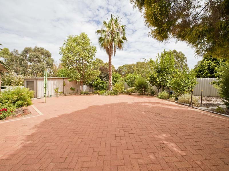 13 Rangeview Drive, Bellevue WA 6056