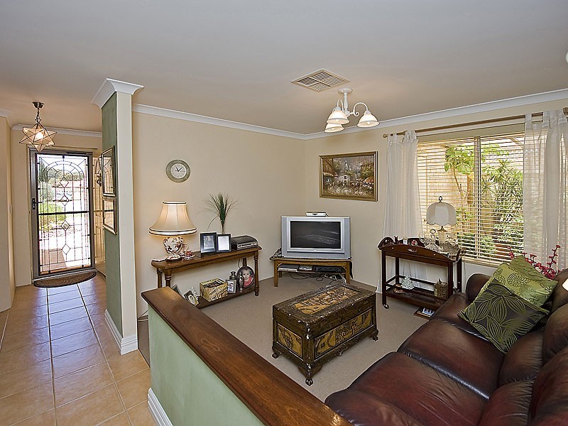 Unit 4/6 Catspaw Way, High Wycombe WA 6057