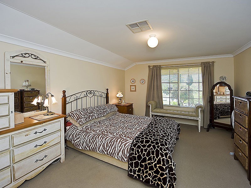 Unit 4/6 Catspaw Way, High Wycombe WA 6057