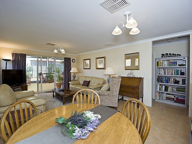 Unit 4/6 Catspaw Way, High Wycombe WA 6057